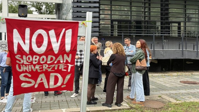 Mihić drži javno predavanje
